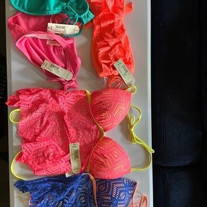 Arizona Jean Company size M misc. swim tops & bottoms